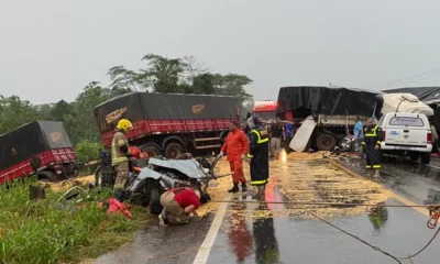 Acidente-envolvendo-duas-carretas-e-um-automovel-na-BR-364-entre-Ouro-Preto-e-Ji-Parana-deixa-uma-vitima-fatal_Portal-P1-jpeg