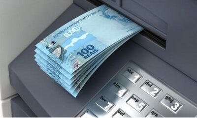 Como-Sacar-Dinheiro-No-Caixa-Eletronico Como-Sacar-Dinheiro-No-Caixa-Eletronico