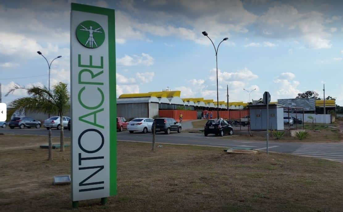 CRM diz que médica é quem foi agredida e que mãe interfere no tratamento da filha