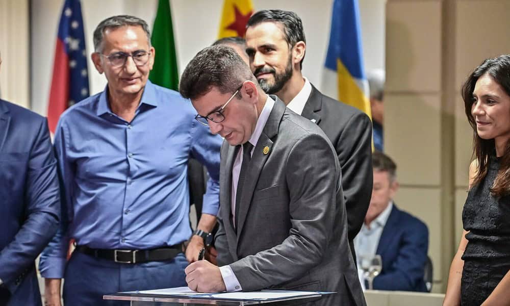 WhatsApp Image 2023-11-10 at 09.32.44 WhatsApp Image 2023-11-10 at 09.32.44