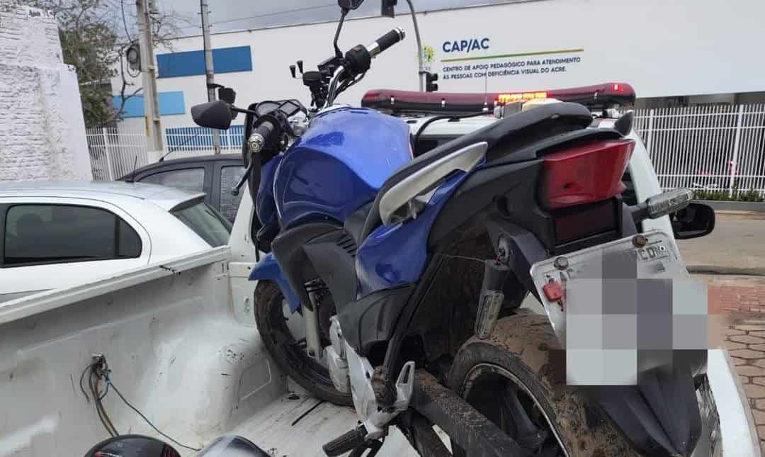 Policial Militar recupera moto roubada no bairro Quinze