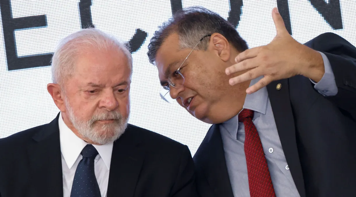Cotado ao STF, Dino chega ao Palácio para reunião fora da agenda com Lula
