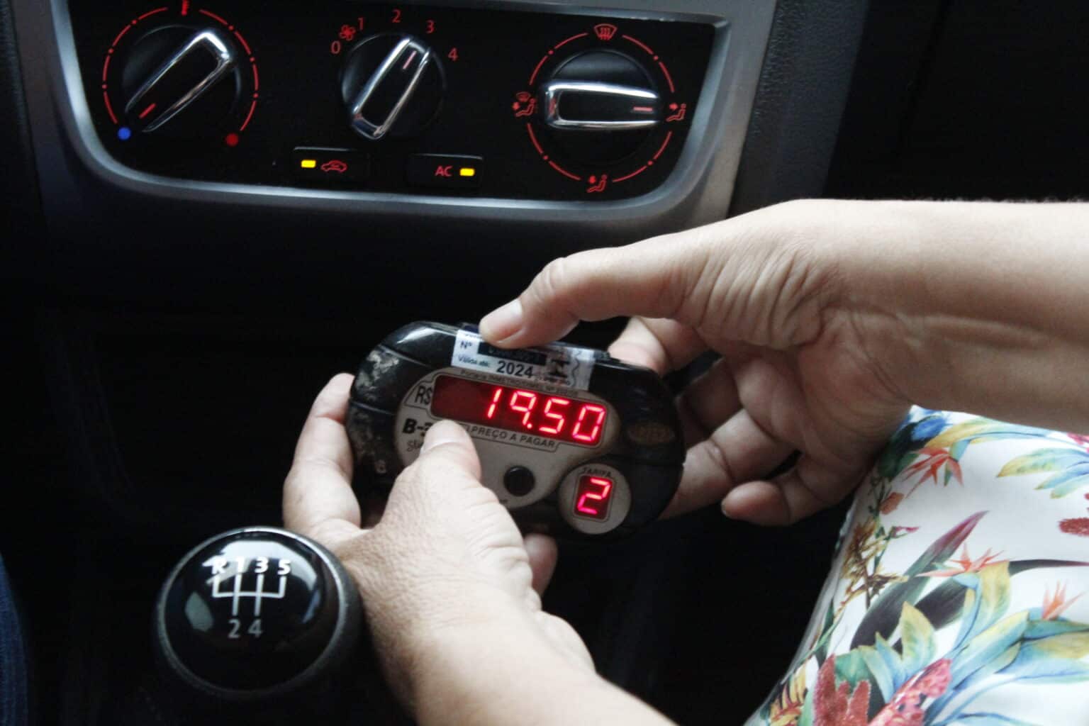 Estado realiza verificação e fiscalização de taxímetros na cidade de  Cruzeiro do Sul