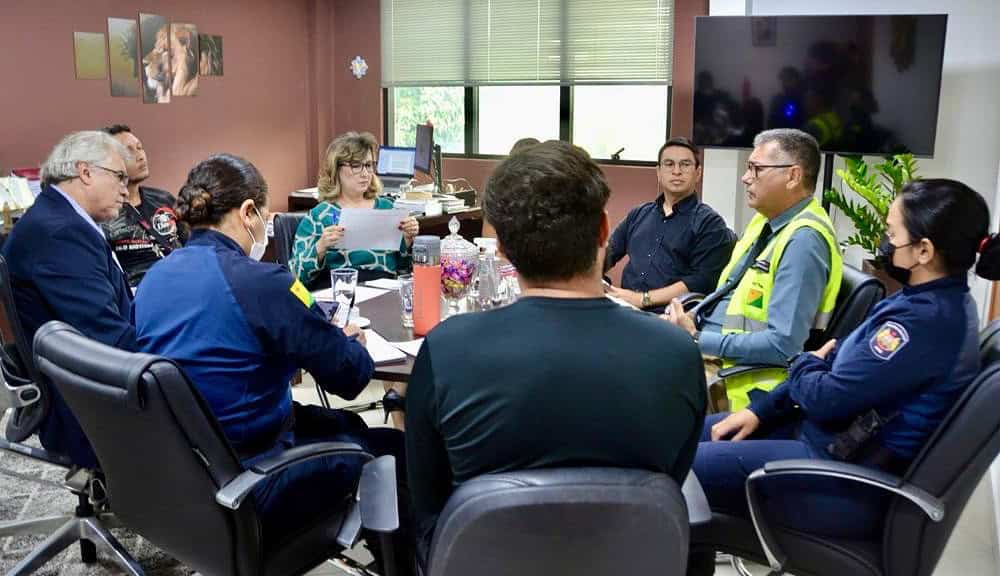 4b5465ca-d6d9-42d0-ab26-f535447fe9a8 4b5465ca-d6d9-42d0-ab26-f535447fe9a8