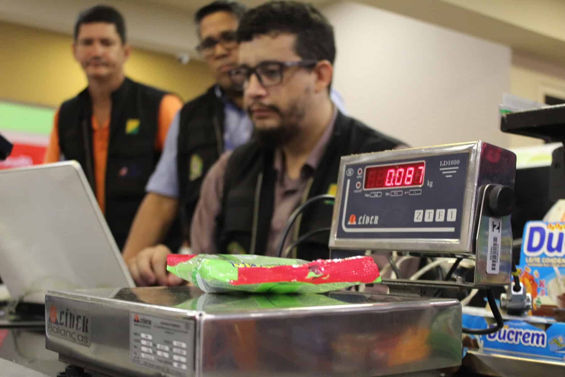 Instituto de Pesos e Medidas cumpre metas de coibir irregularidades no mercado formal