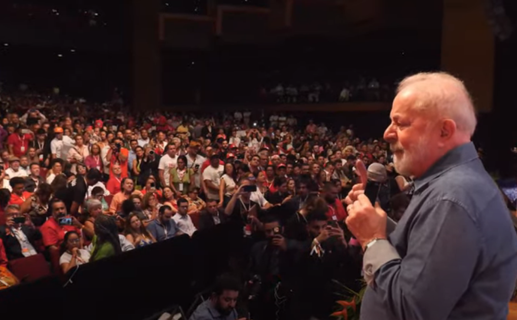 Vai ser outra vez Lula e Jair Bolsonaro, diz presidente sobre eleições municipais de 2024
