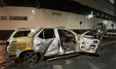 Carro-de-Mendoza-e-incediado-750x430-1-e1701946236682