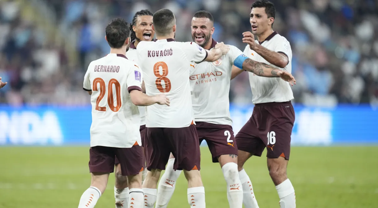 Sem fazer força, Manchester City domina Urawa Reds e vai encarar Fluminense