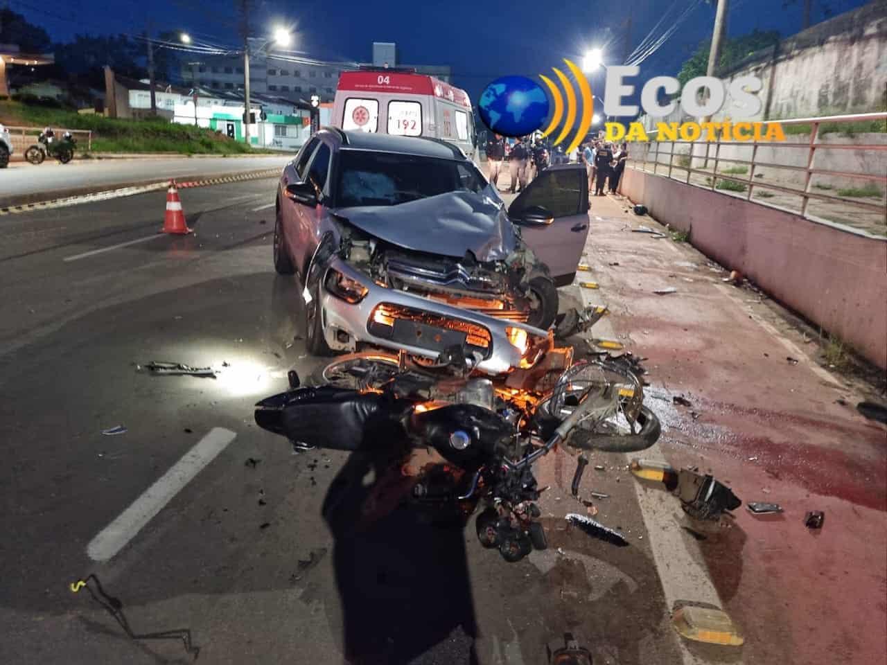 Motorista embriagada invade contramão, causa acidente na Dias Martins