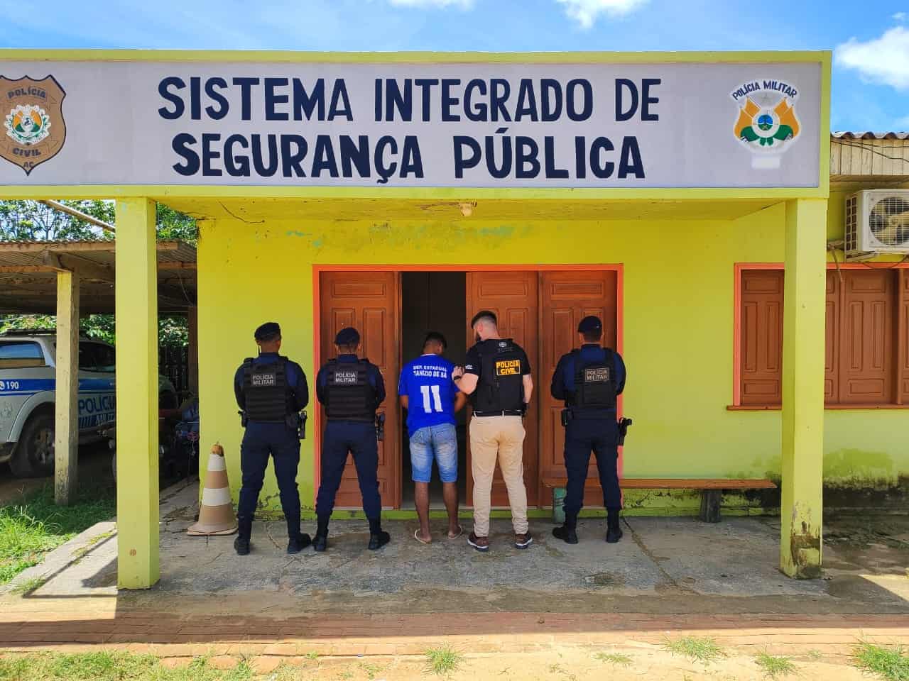 Prisão de suspeito de feminicídio no Acre revela crime brutal em aldeia
