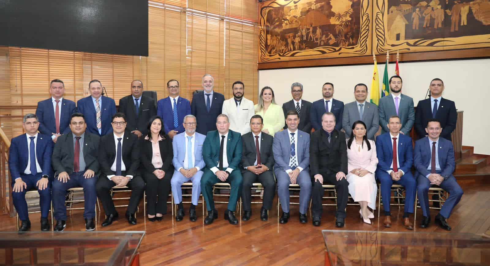 Avanços notáveis e engajamento popular marcam 1º ano da 16ª legislatura da Aleac