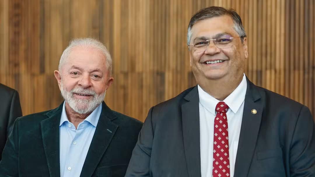 Lula diz que Flávio Dino segue no governo até 08/01, aniversário dos atos golpistas