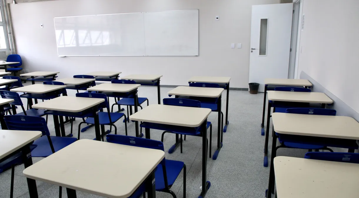 Adolescentes que planejavam ataques a escolas em dois estados são apreendidos