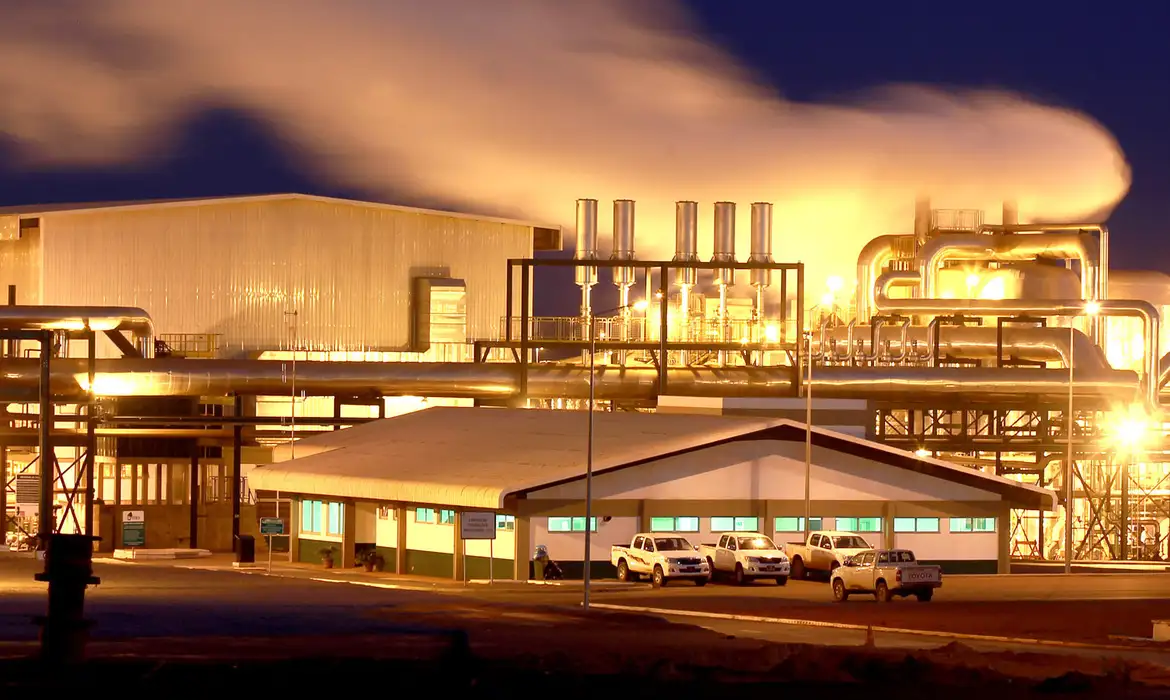 Sucesso da COP depende de texto sobre combustível fóssil, diz ministra Marina Silva