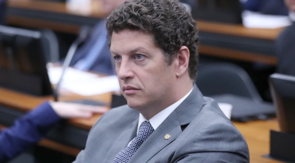 Ricardo Salles reage com desconfiança ao apoio de Jair Bolsonaro a Nunes em 2024