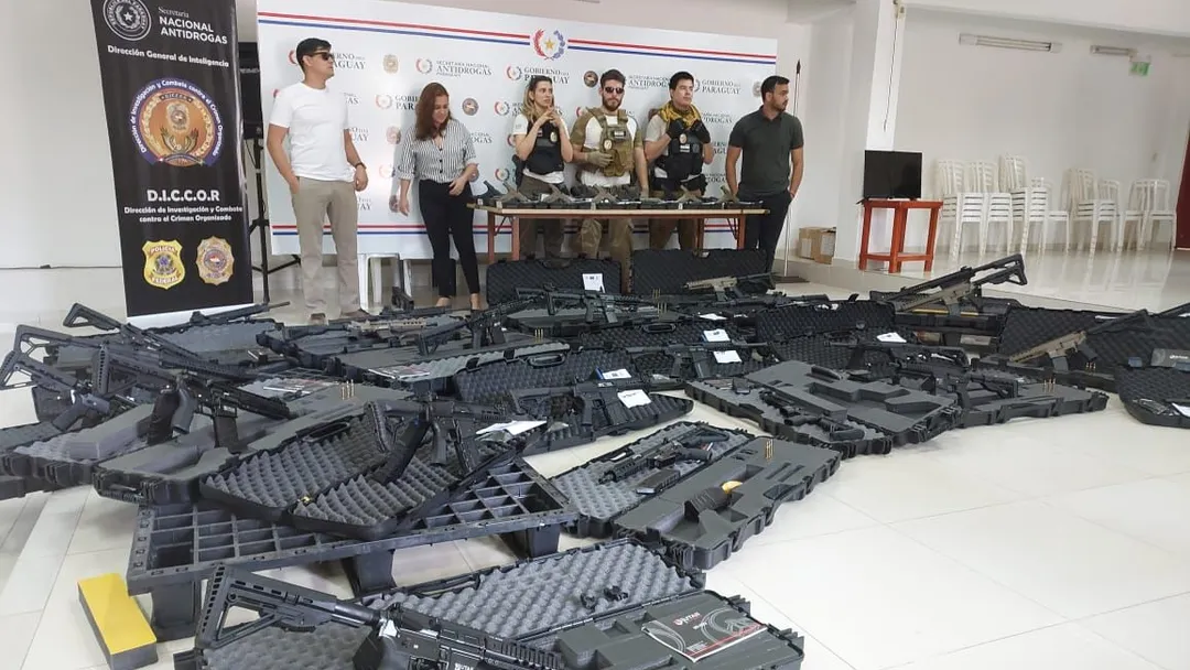 Servidor do Ministério Público Federal lavou dinheiro para tráfico de armas, diz PF