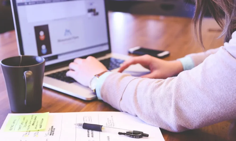 5714_403BF5C8A30AECE0-4 5714_403BF5C8A30AECE0-4