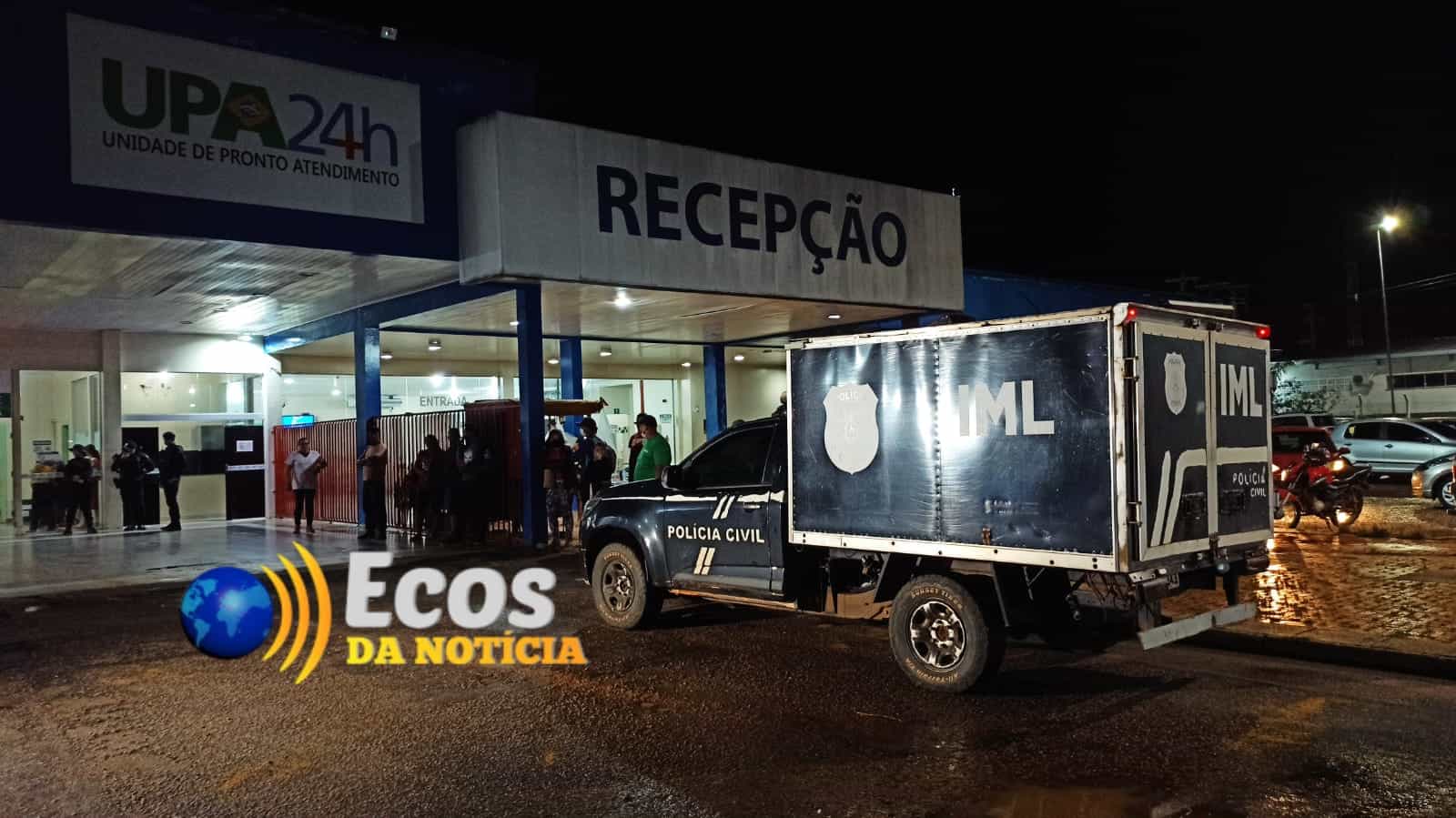 Criminosos em bicicleta passam atirando e matam adolescente a tiros na frente de sua residência