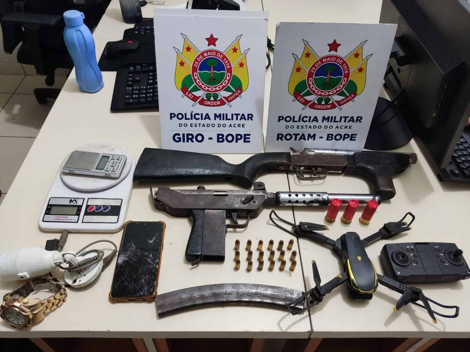 Polícia Militar apreende armas de fogo no bairro Taquari