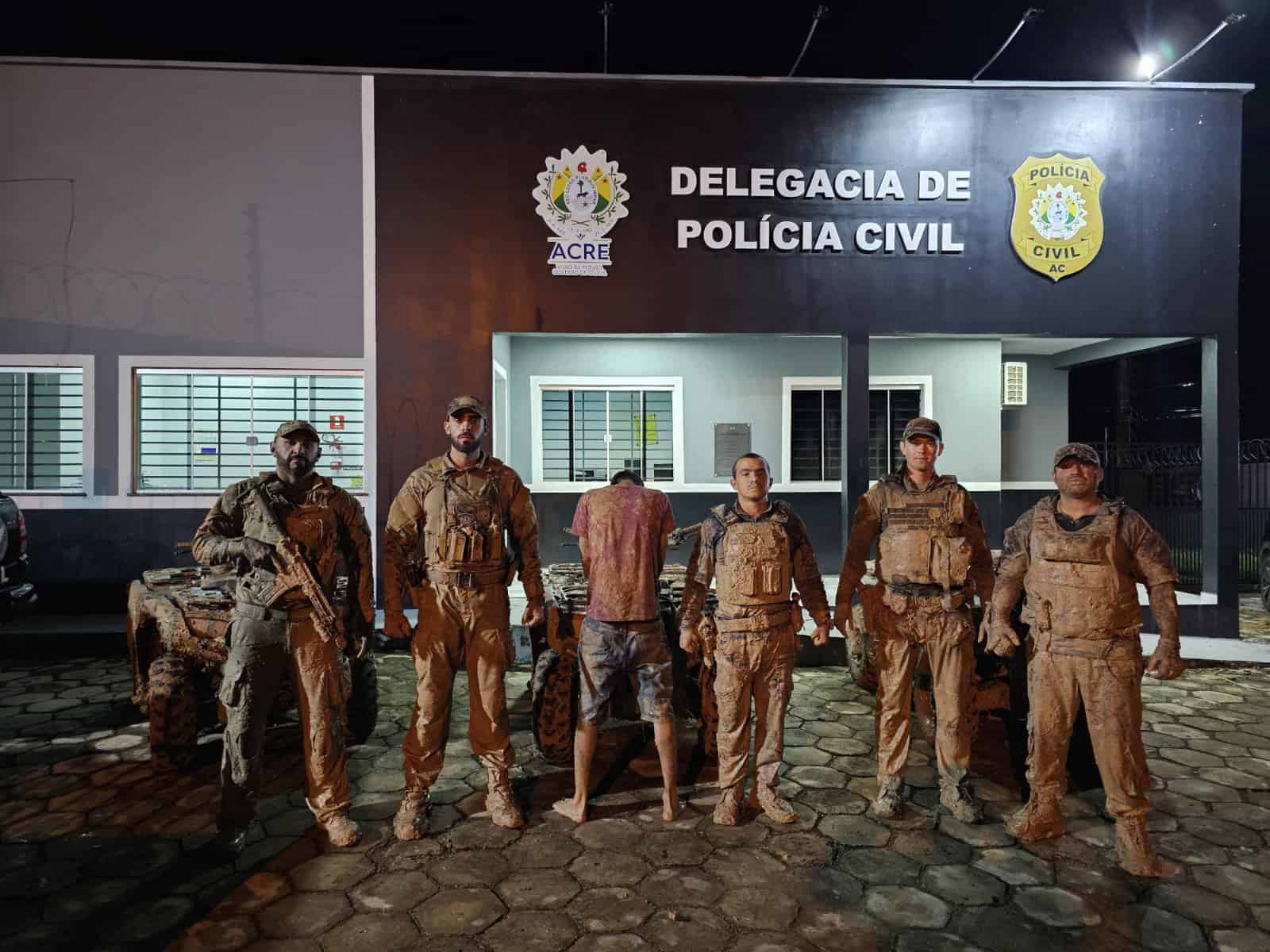 Em meio a chuva e muita lama, Polícia Civil captura foragido