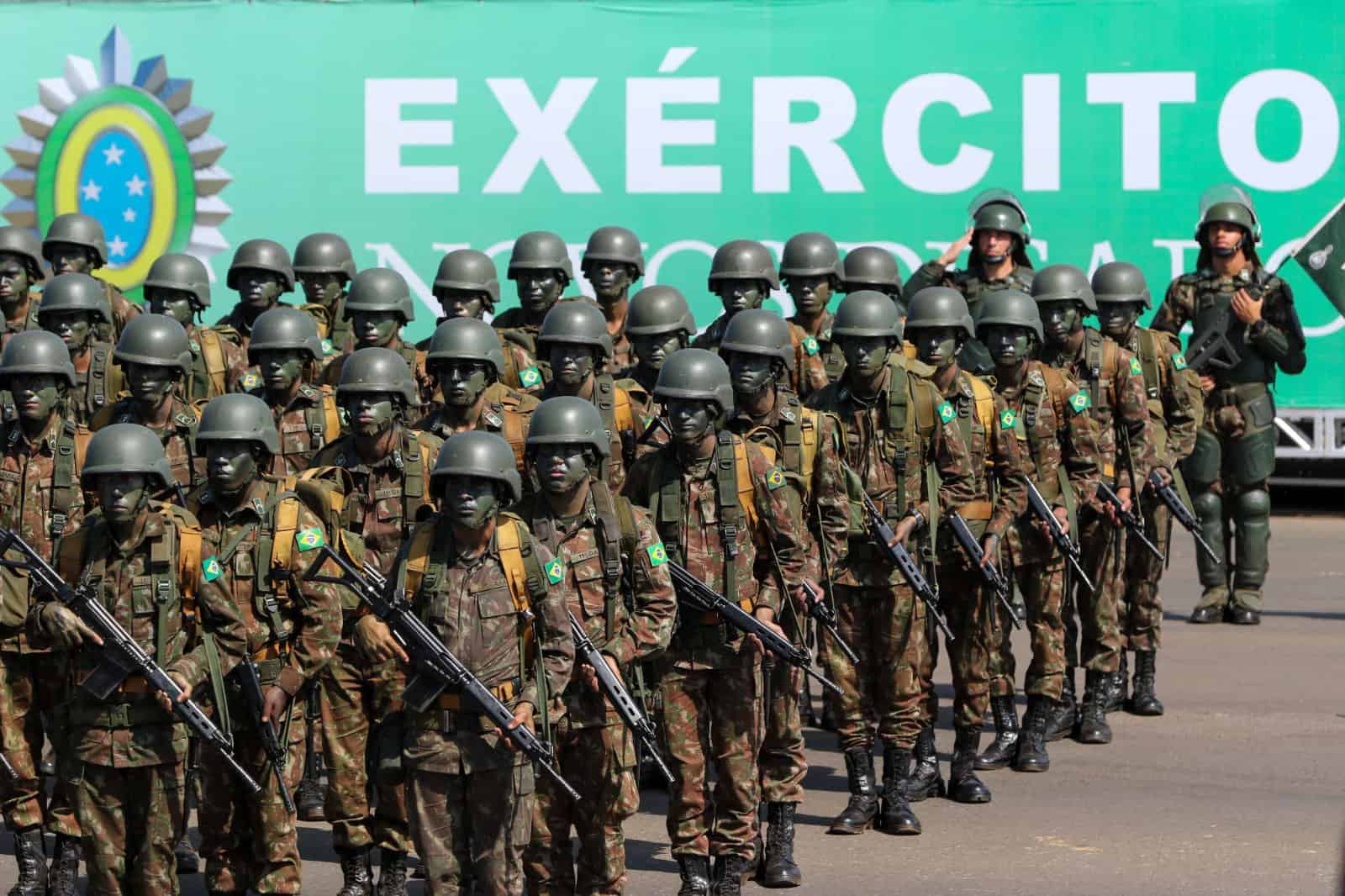 Exército aponta “fisiologia feminina” como limitador para acesso de mulheres à Força