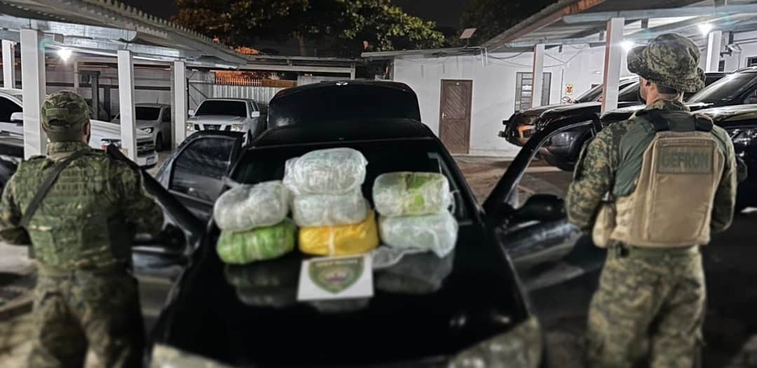 Em Cruzeiro do Sul, Gefron apreendem 14,2 kg de Skunk e prendem 2 suspeitos de tráfico