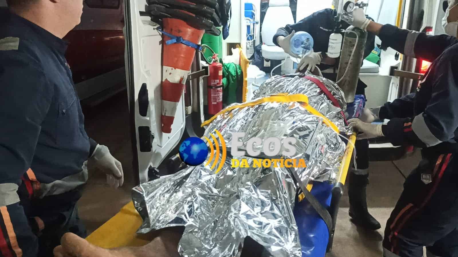 Homem de 23 anos é ferido com mais dez perfurações de faca e vai parar em estado gravíssimo no PS