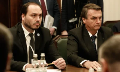 carlos_bolsonaro_jair_bolsonaro-e1659558659249 carlos_bolsonaro_jair_bolsonaro-e1659558659249