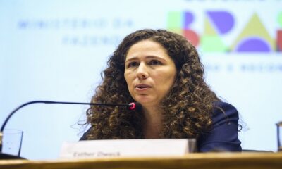 enem-dos-concursos-faz-parte-recomposicao-estado-brasileiro-afirma-ministra-830 enem-dos-concursos-faz-parte-recomposicao-estado-brasileiro-afirma-ministra-830