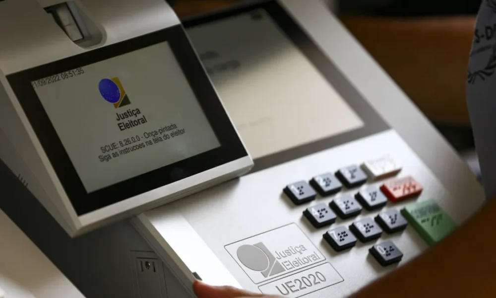 lacracao-urnas-eletronicas_mcamgo_abr_210920221818-12 lacracao-urnas-eletronicas_mcamgo_abr_210920221818-12