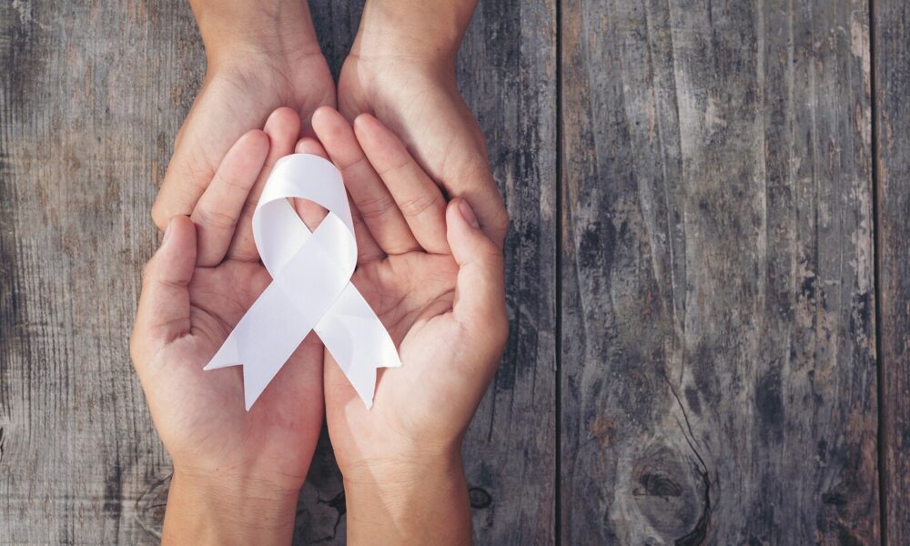 simbolo-de-fita-branca-da-paz-dia-internacional-da-nao-violencia_1150-25501 simbolo-de-fita-branca-da-paz-dia-internacional-da-nao-violencia_1150-25501