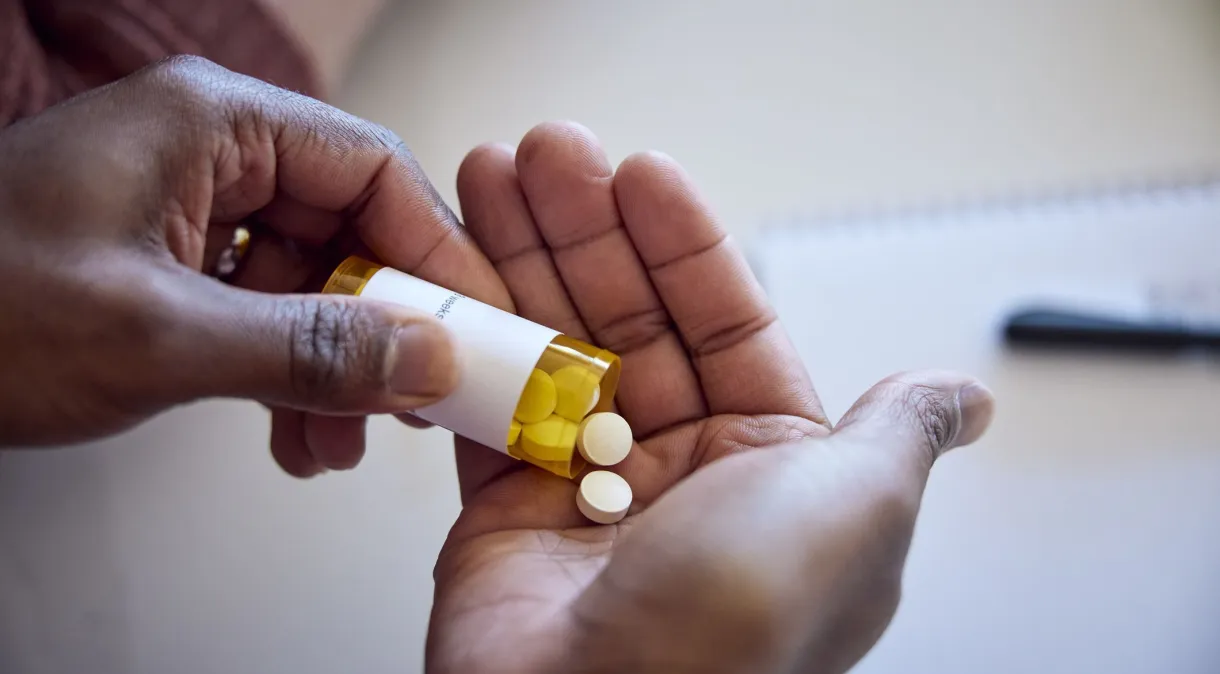 Anvisa aprova primeira terapia-alvo para tumores sólidos com mutação genética