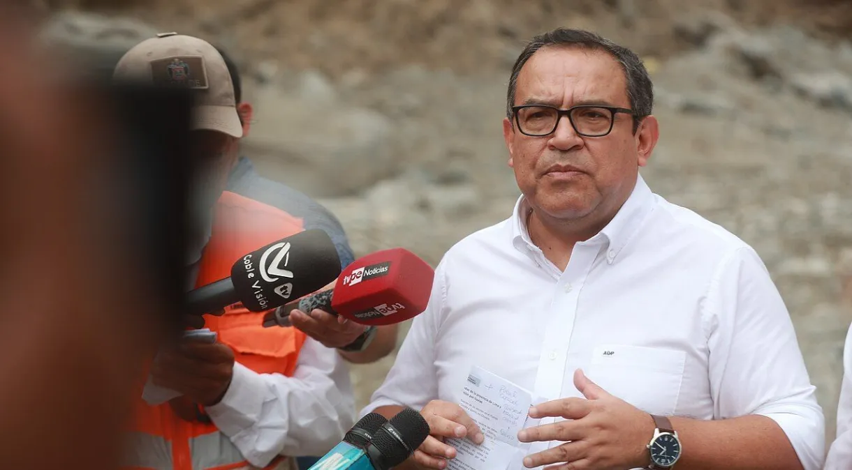  Peru declara estado de emergência em partes do país por gangues criminosas