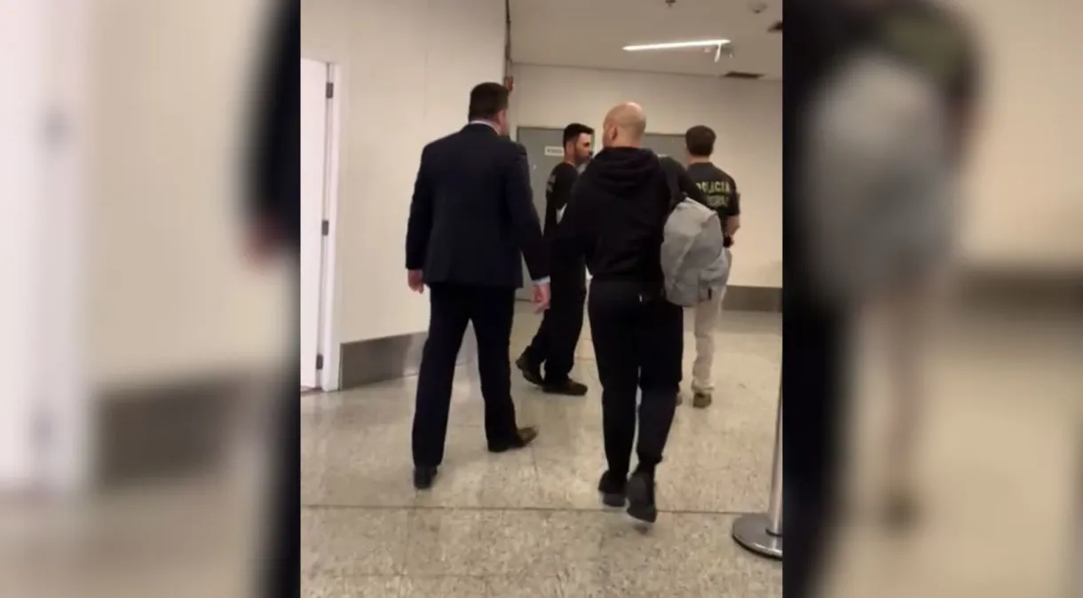 Líder de grupo que aplicava golpes inspirado em “Lobo de Wall Street” é extraditado