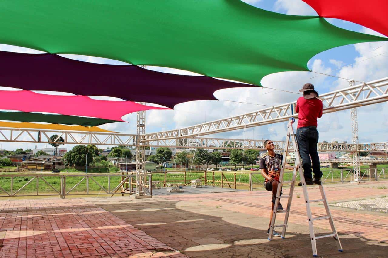 Estado inicia montagem de decoração carnavalesca na Gameleira de Rio Branco