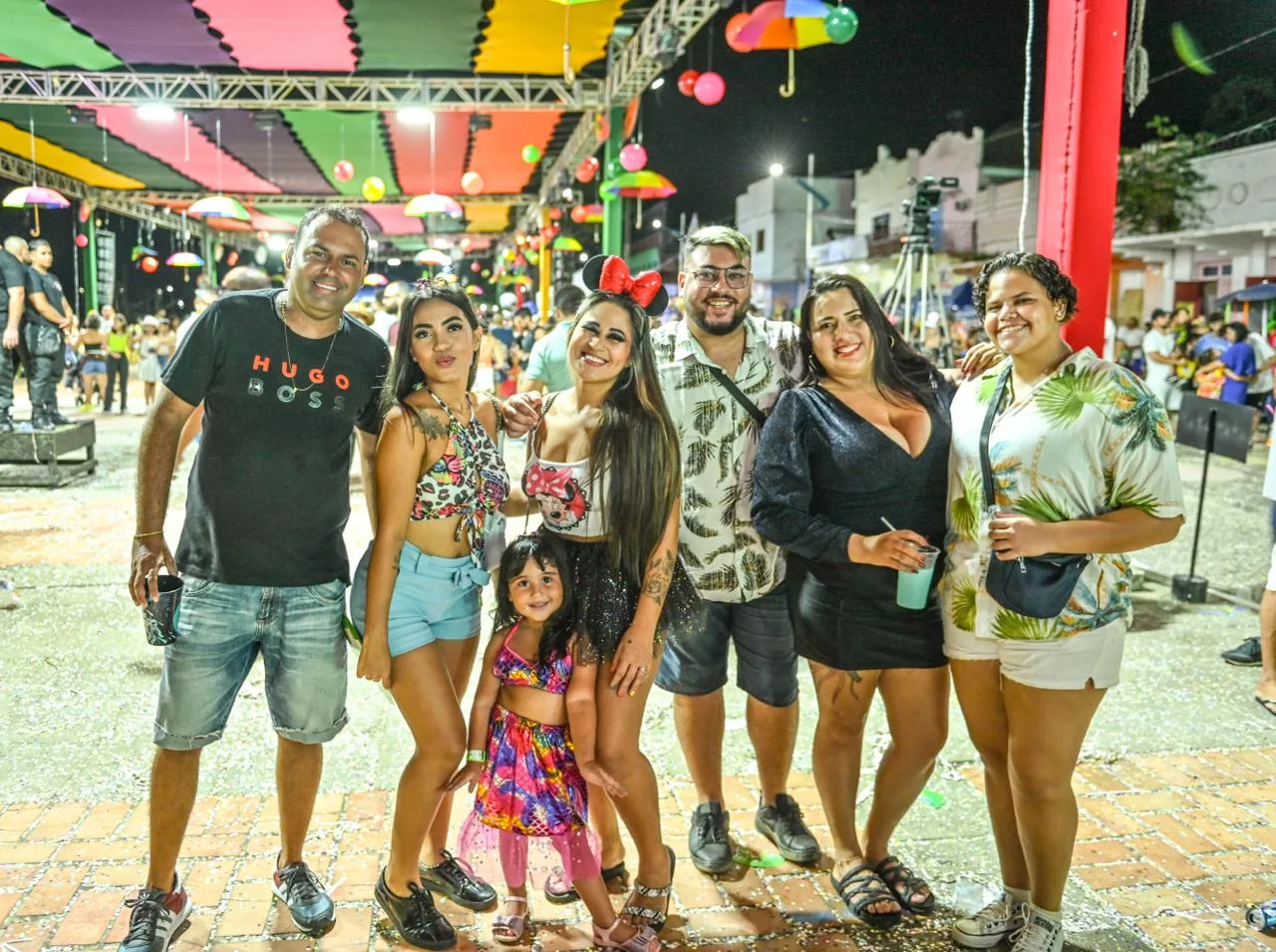 Confira a galeria de fotos da 4ª noite de carnaval na Gameleira