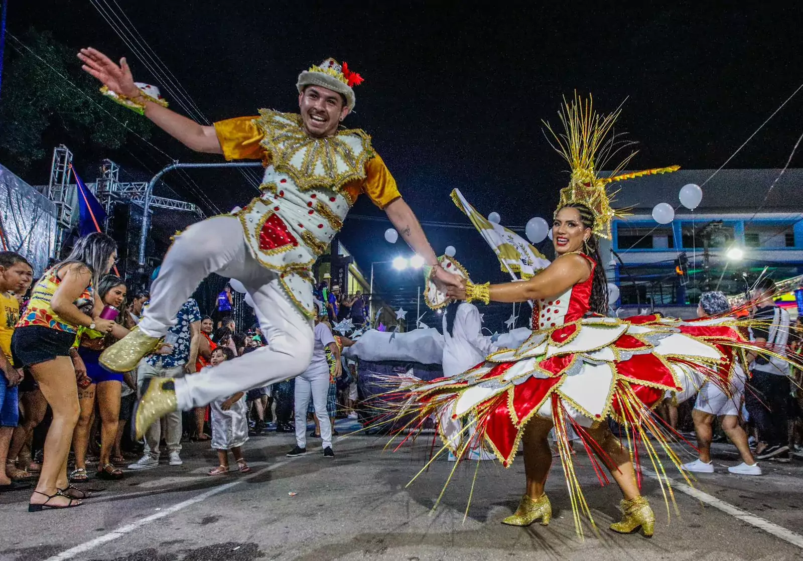 Bloco Sem Limite abre desfile homenageando personagens do bairro José Augusto