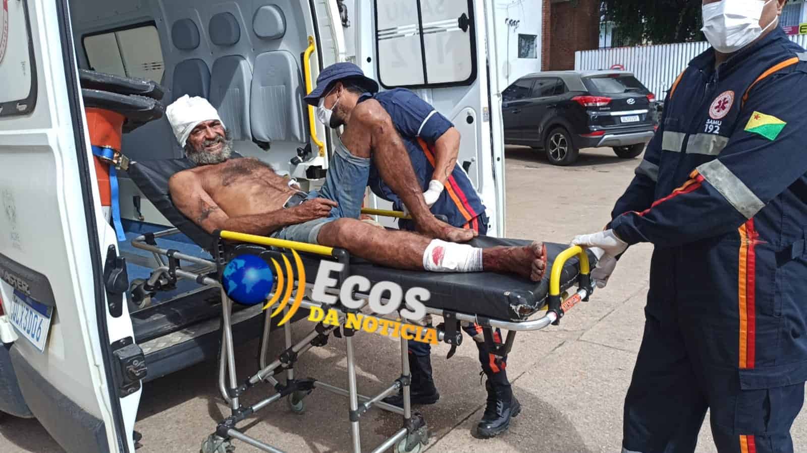 Criminosos abordam morador de rua embaixo de ponte e o agridem a golpes de ripa em Rio Branco