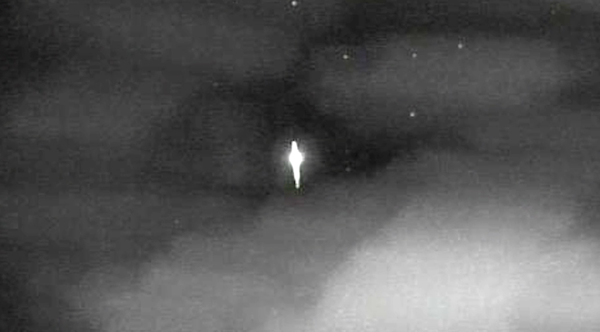 Objeto luminoso não identificado é registrado no céu do Rio Grande do Sul: veja vídeo