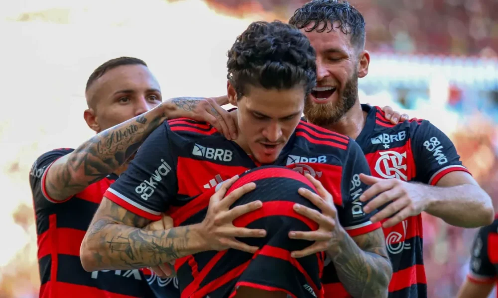 flamengo-vence-fluminense-gol-pedro-e1708895007355 flamengo-vence-fluminense-gol-pedro-e1708895007355