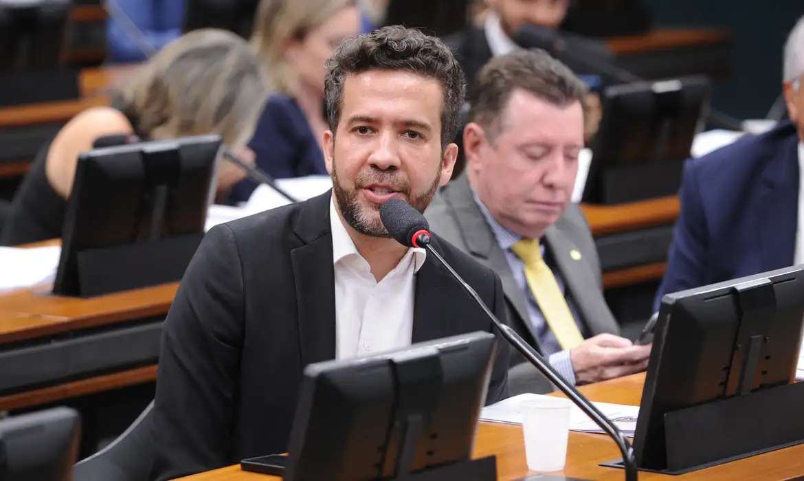 Procuradoria-Geral concorda com quebra de sigilos bancário e fiscal de Janones