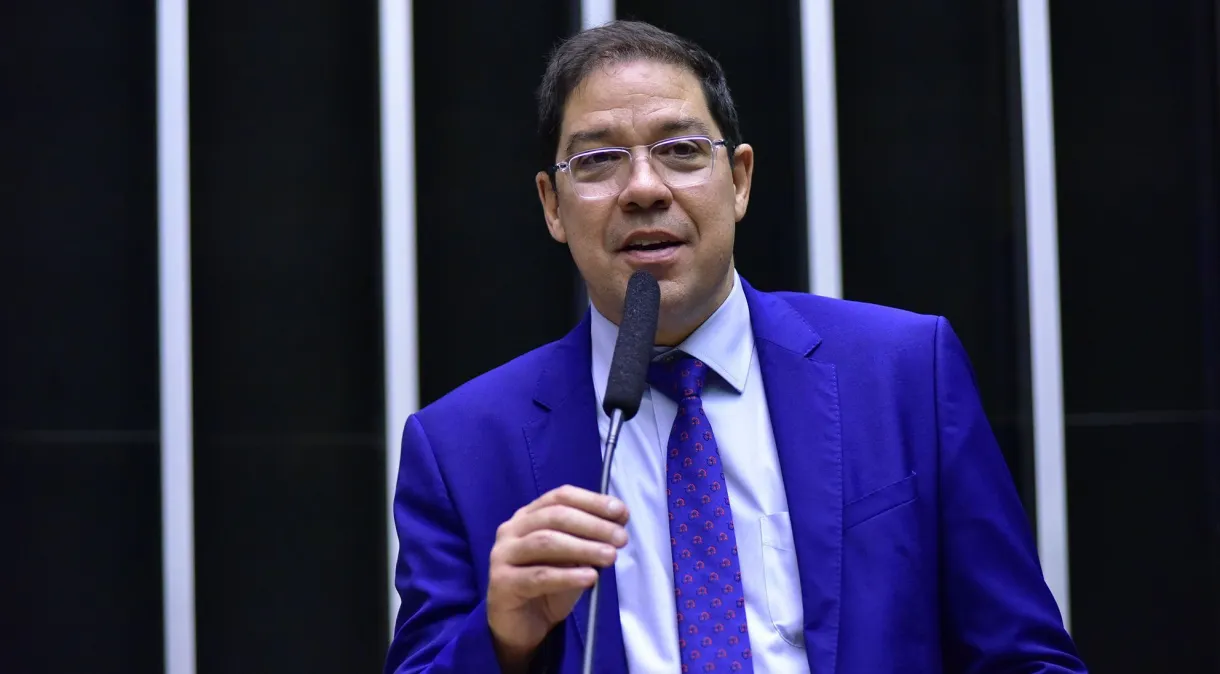 Impeachment: 19 deputados do partido de Bolsonaro não assinam pedido contra Lula
