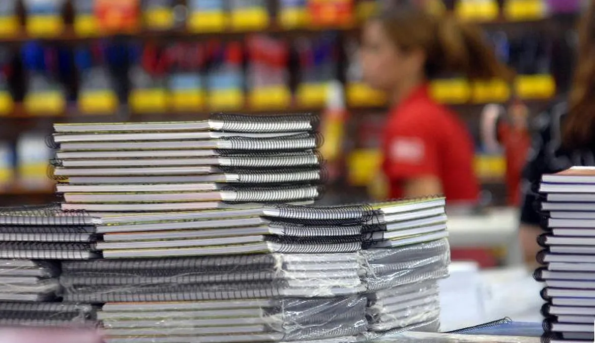 “Prévia da inflação” sobe 0,78% em fevereiro com impacto de educação, diz IBGE