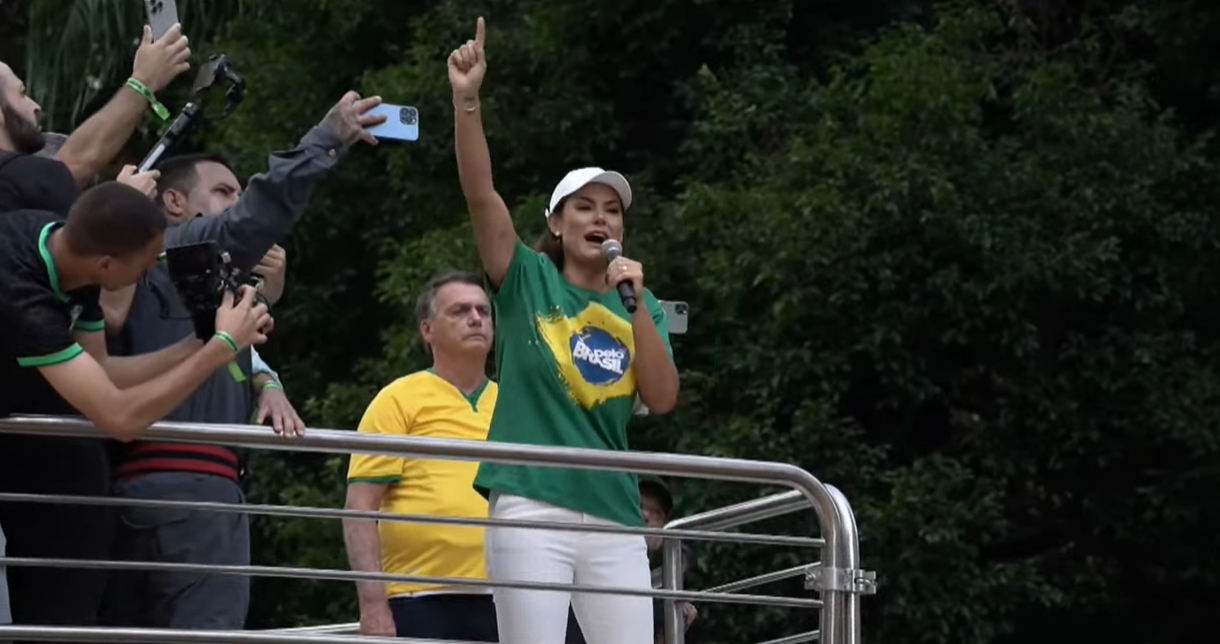 “Abençoamos Israel em nome de Jesus”, diz Michelle Bolsonaro em ato na Paulista