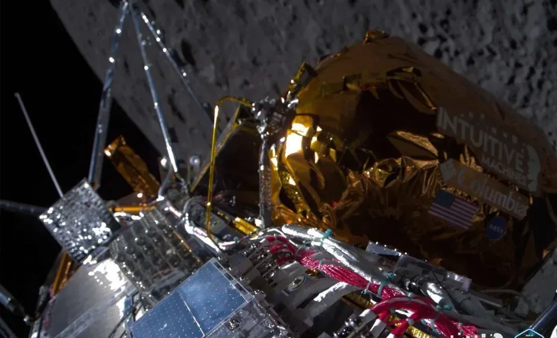 Pouso histórico marca chegada da primeira espaçonave comercial à Lua