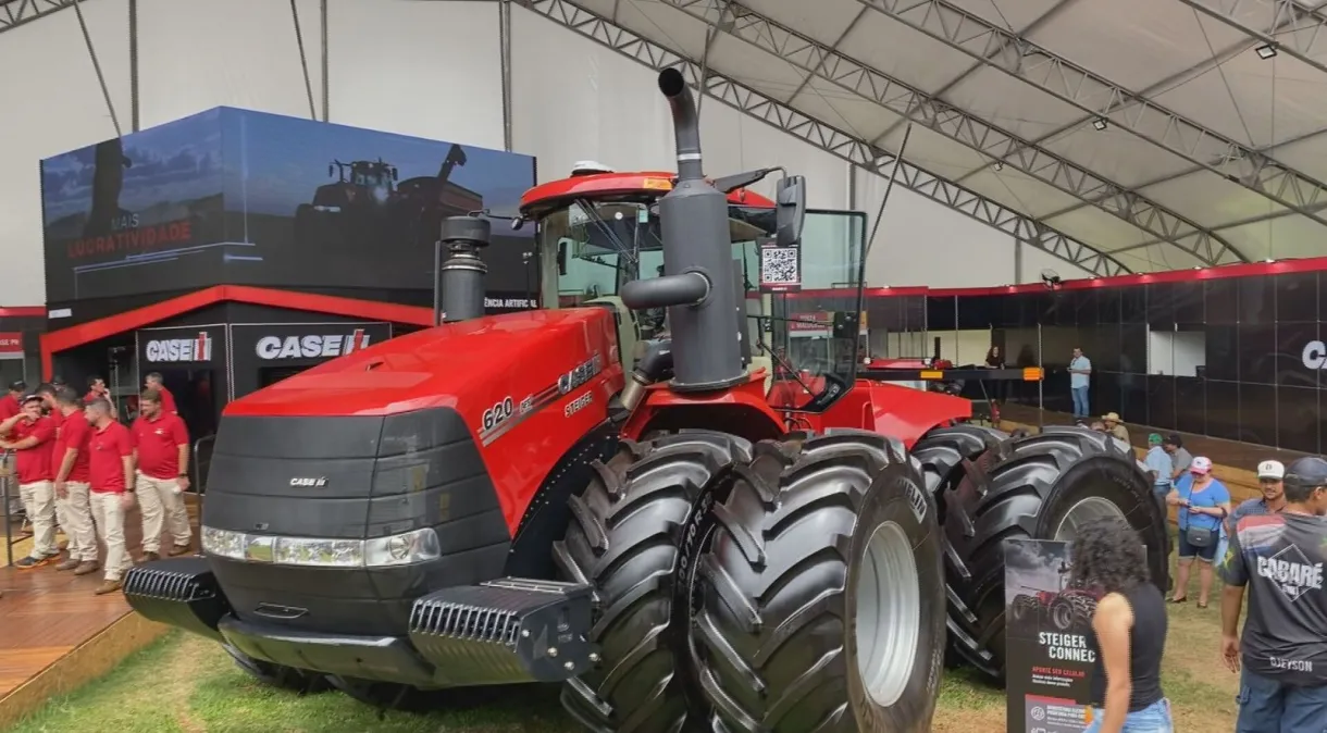 Maior trator do país e prevenção a desastres climáticos: veja as tecnologias do Show Rural