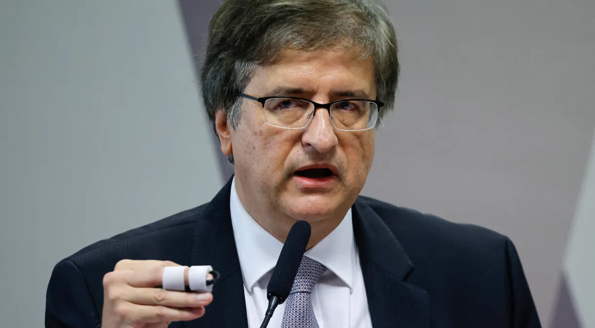 Parecer sobre operação contra Bolsonaro foi dado quatro dias após Gonet assumir PGR