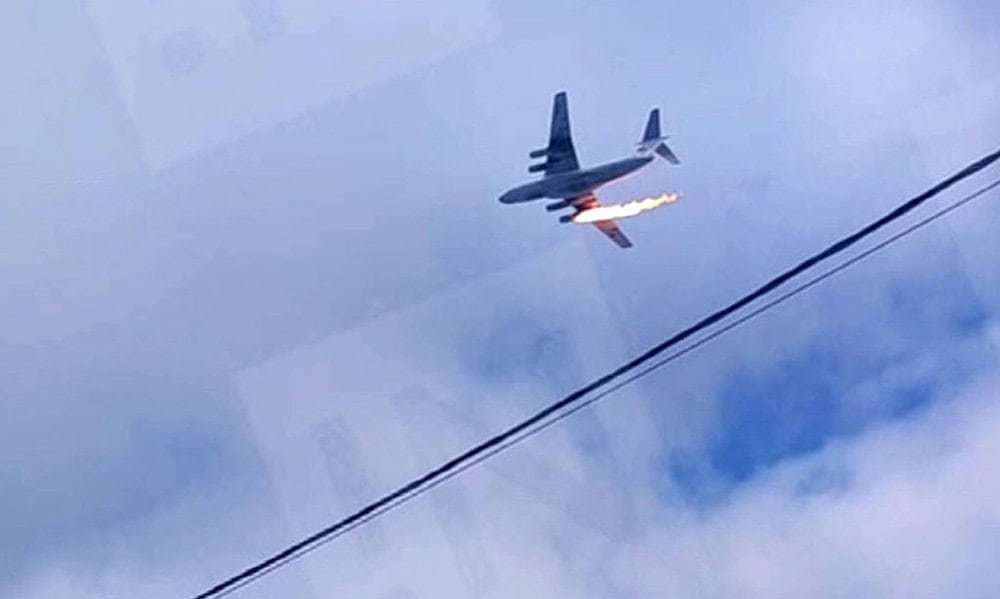 171025685065f072d2aa3ee_1710256850_3x2_lg Avião de transporte militar russo que caiu na região de Ivanovo, a nordeste de Moscou, após pegar fogo - The moscovo Times / Reprodução