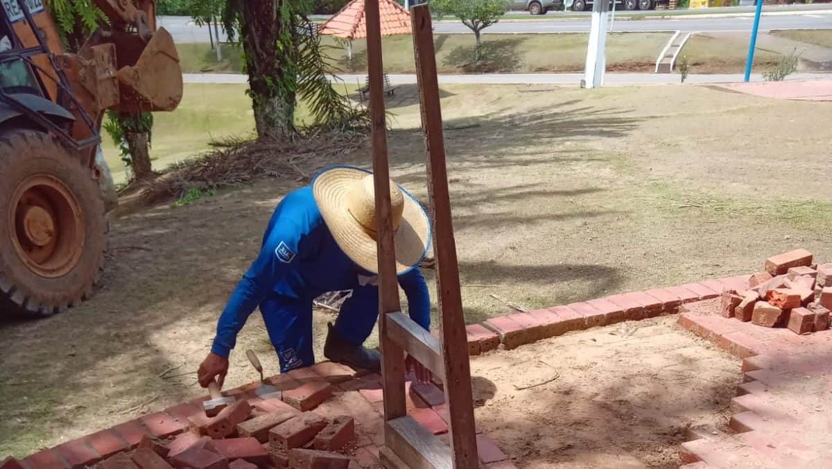 Prefeitura  inicia revitalização da pista de caminhada do Ipê