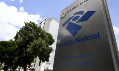 37782_C2669E71887A0F34-1 As mercadorias do lote 122, o qual contém o PlayStation 5, não poderá ser comercializado
Marcelo Camargo/Agência Brasil